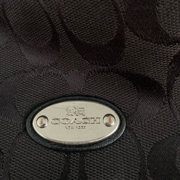 Monogram Coach Black Shoulder Bag - Picture 3 of 11